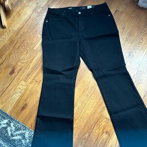 Simply Vera Wang Denim Bootcut Mid Rise Slim Through Hip n Thigh size 18